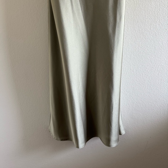Show Me Your Mumu Green Verona Cowl Satin Midi Dress size Small - Picture 6 of 12